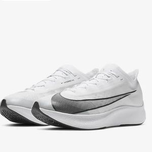Nike Zoom Fly 3